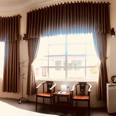 Nam Long Hotel