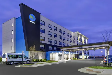 Tru by Hilton Ashburn One Loudoun