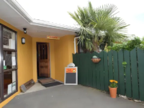 The Bug Backpackers Hotels in Nelson
