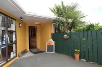 The Bug Backpackers