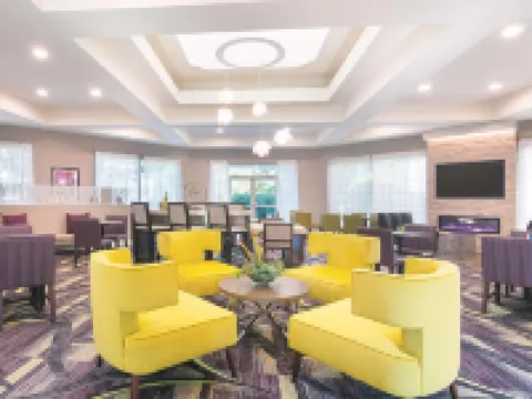 亞特蘭大科尼爾斯拉昆塔温德姆套房酒店 科尼爾斯酒店