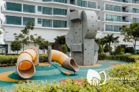 Datum Jelatek by Plush