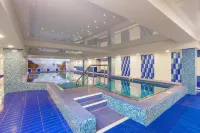 Crowne Plaza Krasnodar - Centre - Pools