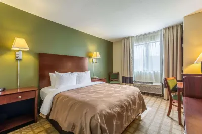 Quality Inn I-74 Batesville Hotel a 