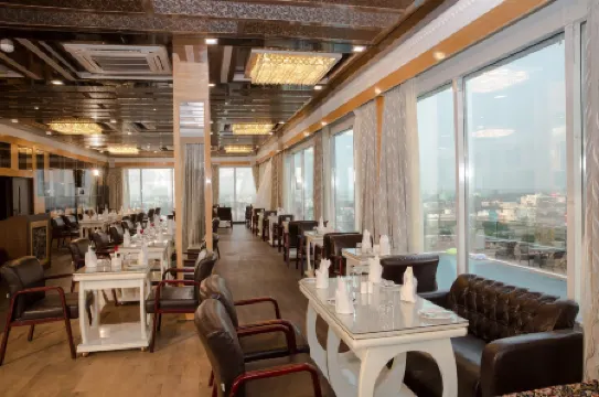 Hotel Benzz Park - Vellore