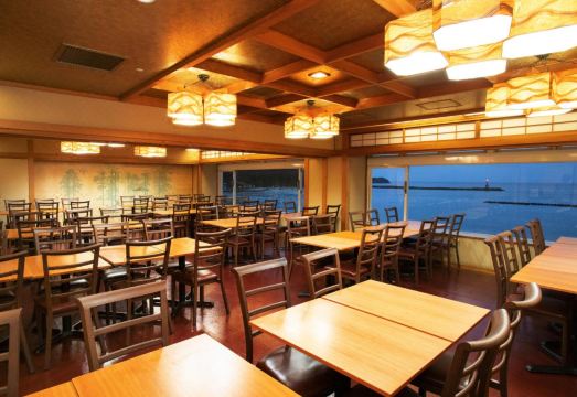 니시이즈의 아름다운 해변과 노을