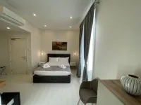 Quintus Luxury Suites - Homestays