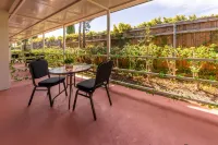 Toowoomba Motel - parking
