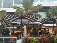 Gooseberry Baan & Bistro - Pensions