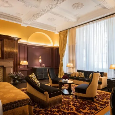 L'oscar London Hotel berhampiran Dewan Conway