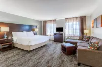 Staybridge Suites Davenport Hotels near Walnut Center