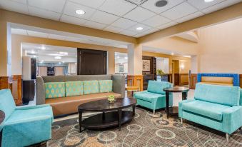 Holiday Inn Express & Suites Canton