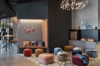 Moxy Rapperswil Hotels in See-Gaster