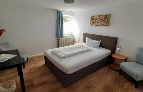 施泰格林山旅館