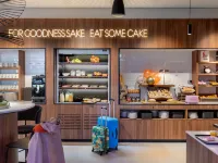 Moxy Antwerp Hotels near Het Zuid