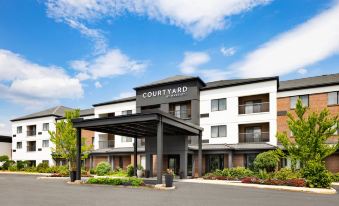 Courtyard Concord