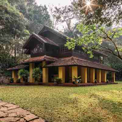 Pepper Trail Hotel Exterior