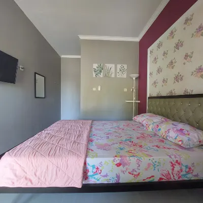 Samudra Homestay Hotels in Rogojampi