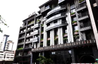 KUN TOUR HOTEL - 4 étoiles