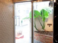 The Shin-Okubo International Hotel Отели рядом с достопримечательностью «Спа-комплекс Ruby Palace»