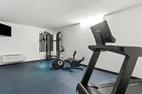 Baymont by Wyndham Batavia - Darien Lake - Gym