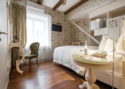 Residentsiya Hotel
