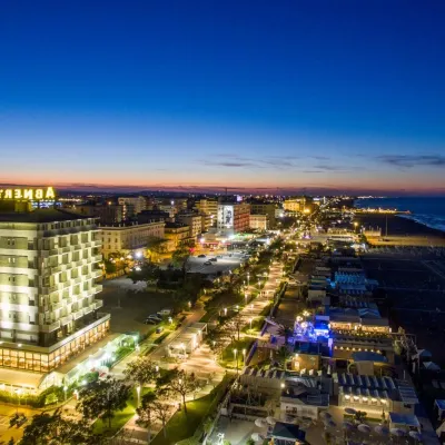 Hotel Abner's Hotels near Fiabilandia