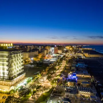 Hotel Abner's Отели рядом с достопримечательностью «Mojito Beach Riccione»