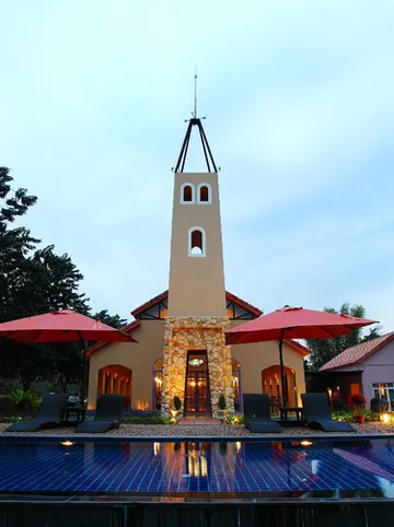 รูปภาพของลาโพรวองซ์ สวนผึ้ง โฮเต็ล