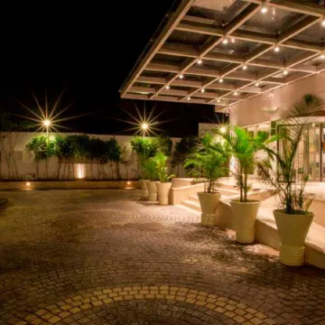 Lemon Tree Hotel Lucknow