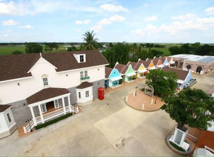 แฟนตาซี รีสอร์ท Fantasy Resort