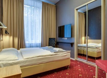 The Red Hotel