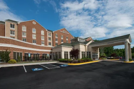 Hilton Garden Inn Lynchburg Отели в г. Форест