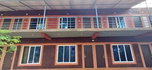 Royal Vintage Beach Stay