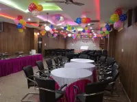 Hotel Dhanraj Palace