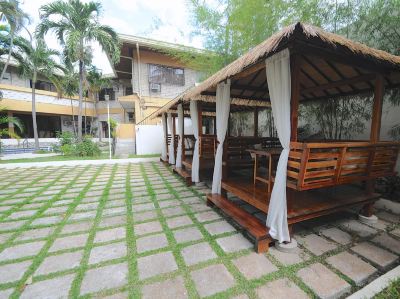 庭 バケーションホテル セブの写真