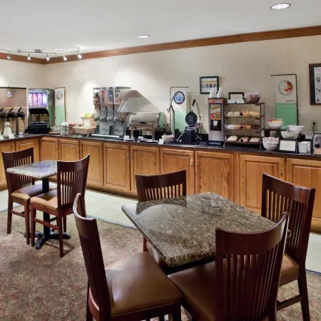 Country Inn & Suites by Radisson, Columbus, GA
