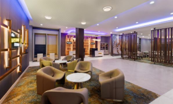 La Quinta Inn & Suites by Wyndham DeSoto