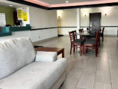 Super 8 by Wyndham Madison IN Hotels in Madison