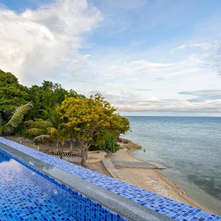 Dive Spot Asia & Brumini Beach Resort