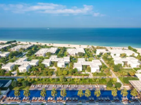 아지만의 인기 럭셔리 호텔