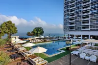 The Seasons Hotel -Studio & Suite - Pools