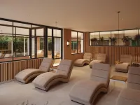 阿斯普利亞皇家等級酒店及Spa 鄰近赫曼-德普地鐵站的酒店