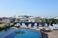 Skylark, Aluma Hotels & Resorts - Uima-altaat