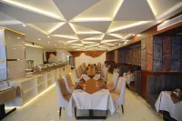Hotel Crown Park Ltd - breakfast