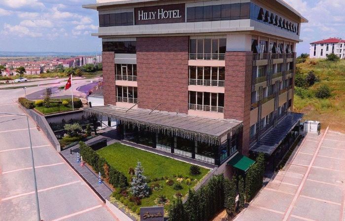 Hilly Hotel