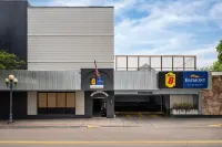 大瀑布城市中心美吟飯店 - 停車場