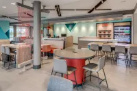 avid hotel ZEELAND by IHG - breakfast