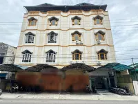 Horas Hotel Hotel dekat Simpang Lima