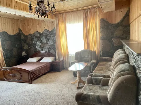 Vershina Hotel